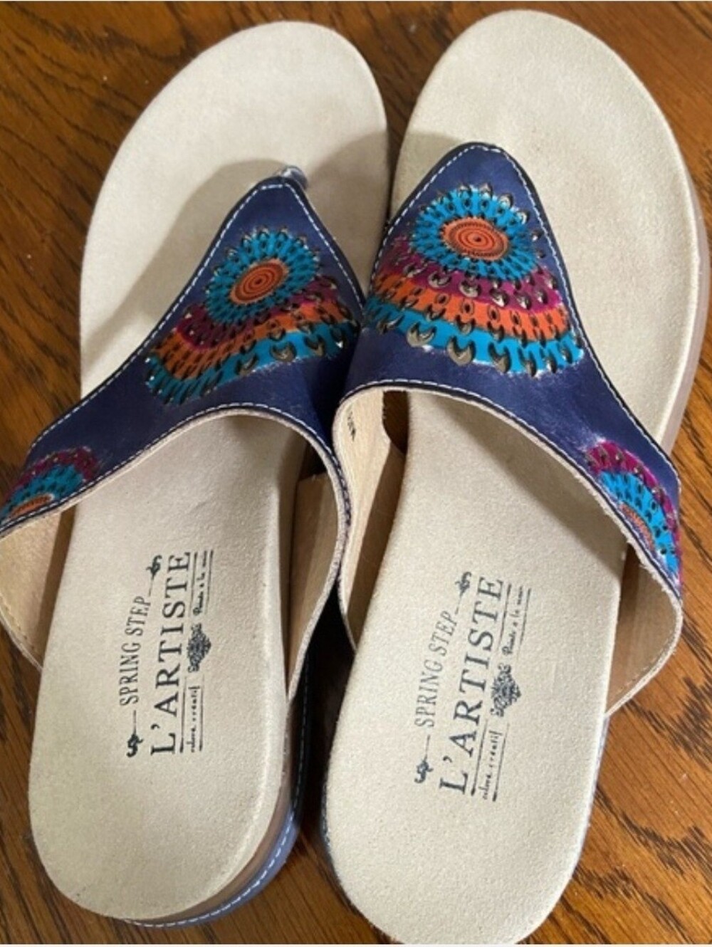 SPRING STEP L'Artiste Mayura Blue MULTI Mandala Leather Thongs Sandals W NWOT 9